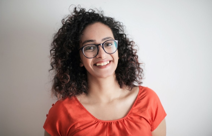 Bouncy Curls and Fancy Glasses