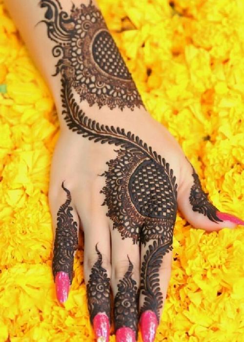 Bareek Mehndi