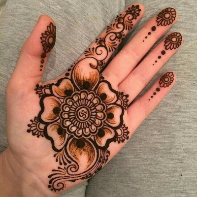 Henna Palms