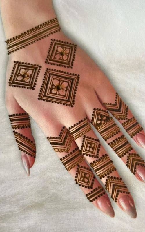 Finger Mehndi Design