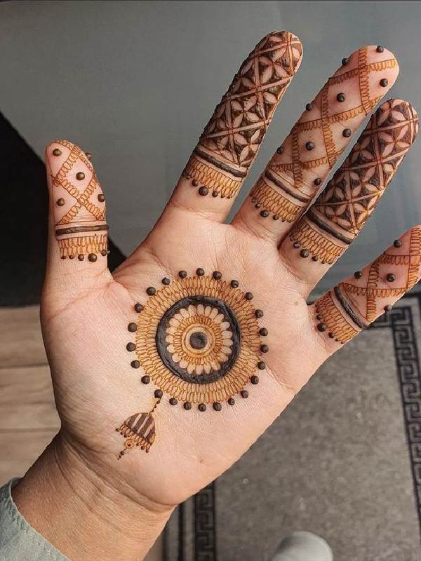 Fingers Mehndi Designs