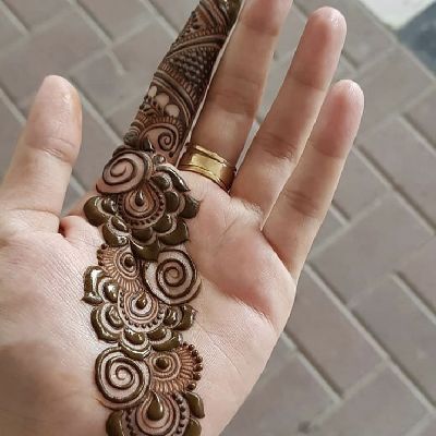 Front Hand Mehndi Designs