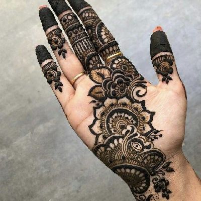 Front Hand Mehndi Designs